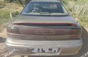 Dodge Intrepid thumbnail 2