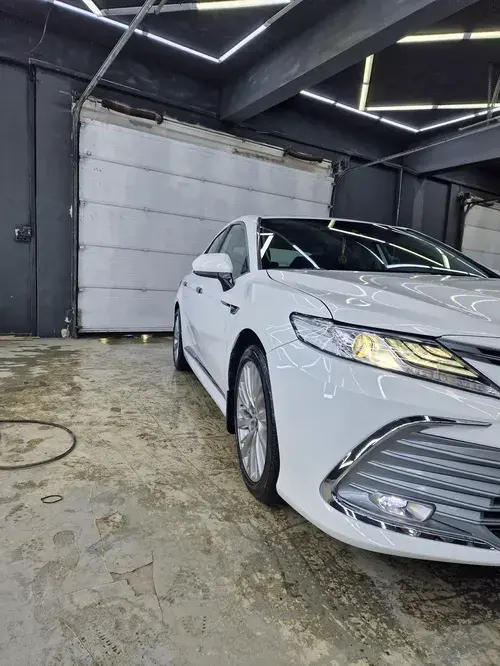 Toyota Camry — 2/10