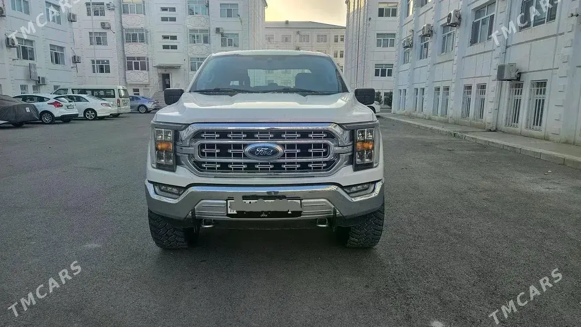 Ford F-150 — 1/9
