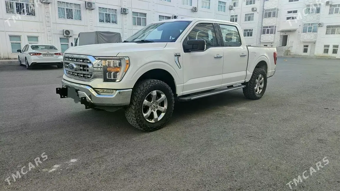 Ford F-150 — 2/9