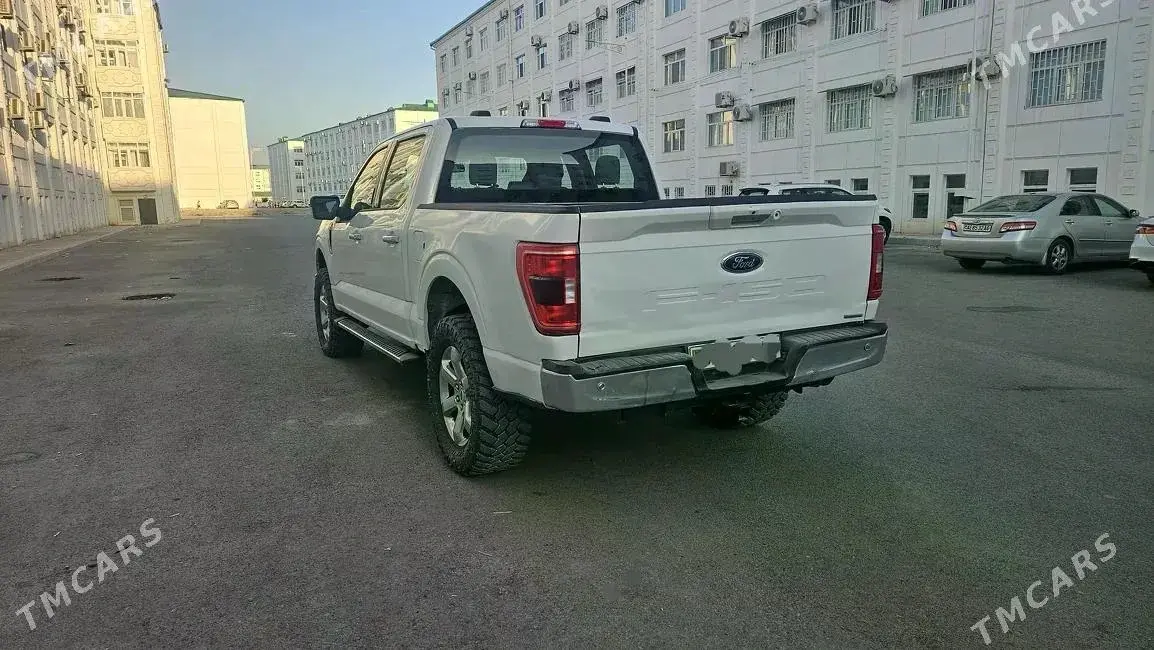 Ford F-150 — 4/9