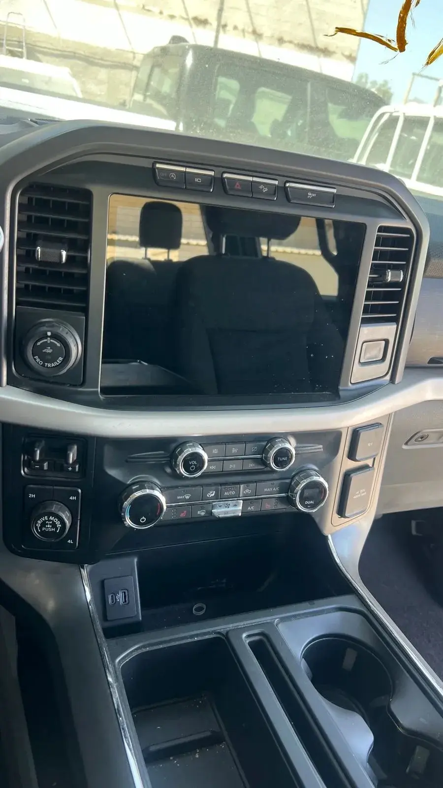 Ford F-150 — 6/9