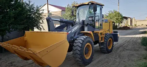XCMG LW300F — 3/5