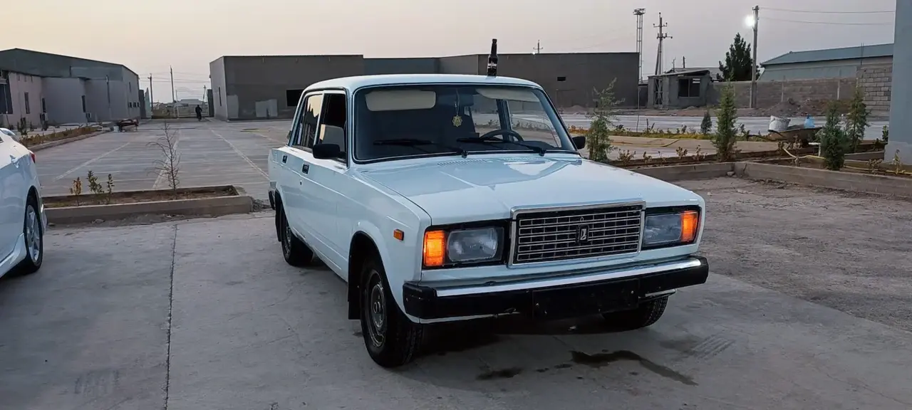 Lada 2107 — 1/6