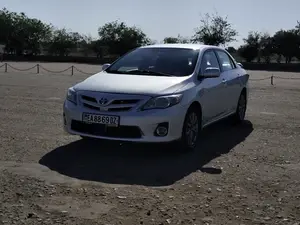 Toyota Corolla thumbnail 9