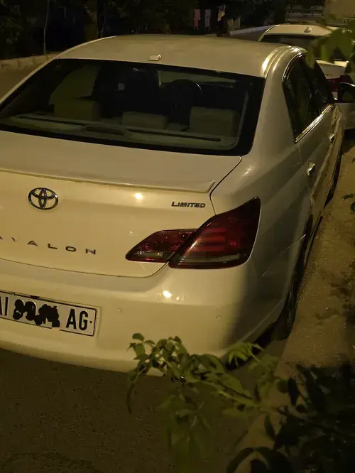 Toyota Avalon — 4/5