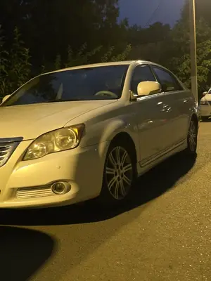 Toyota Avalon thumbnail 5