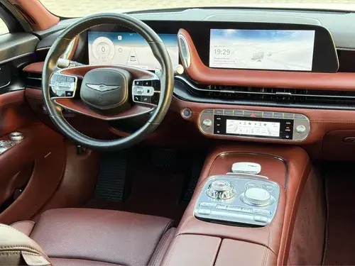Genesis G90 — 3/4