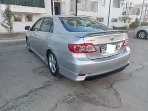 Toyota Corolla thumbnail 1