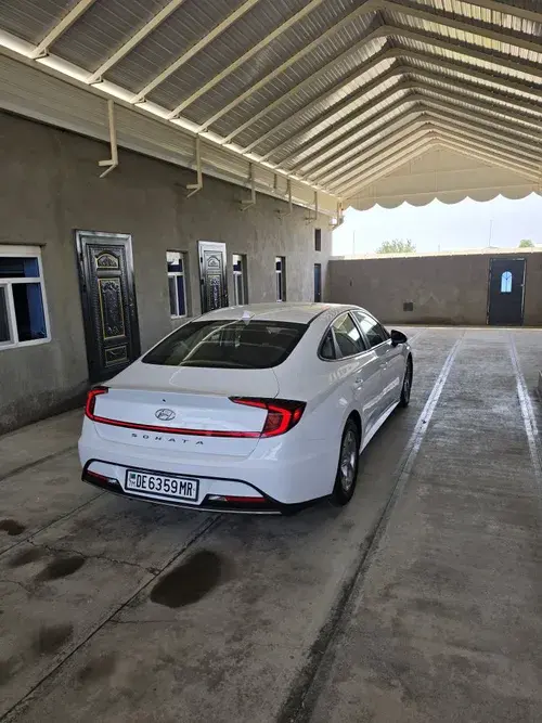 Hyundai Sonata — 4/7