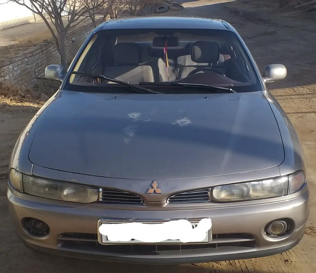 Mitsubishi Galant — 8/10