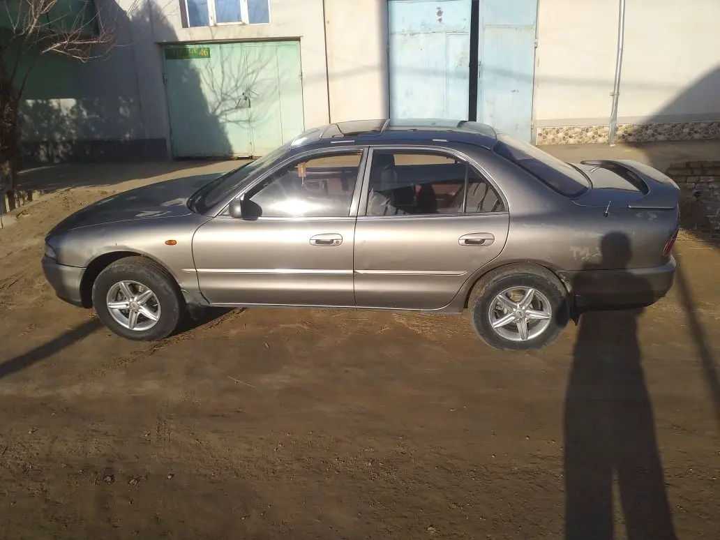 Mitsubishi Galant — 9/10