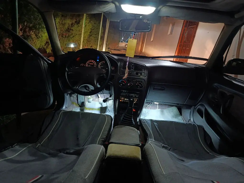 Mitsubishi Galant — 2/10