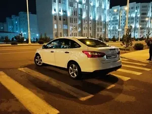 Ford Focus thumbnail 6