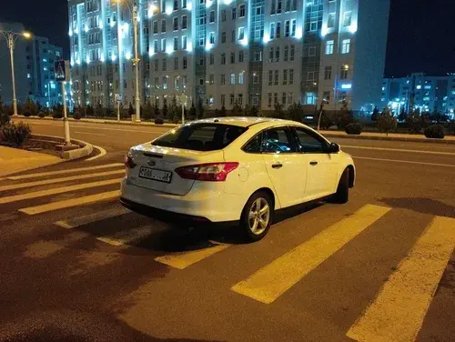 Ford Focus — 4/6