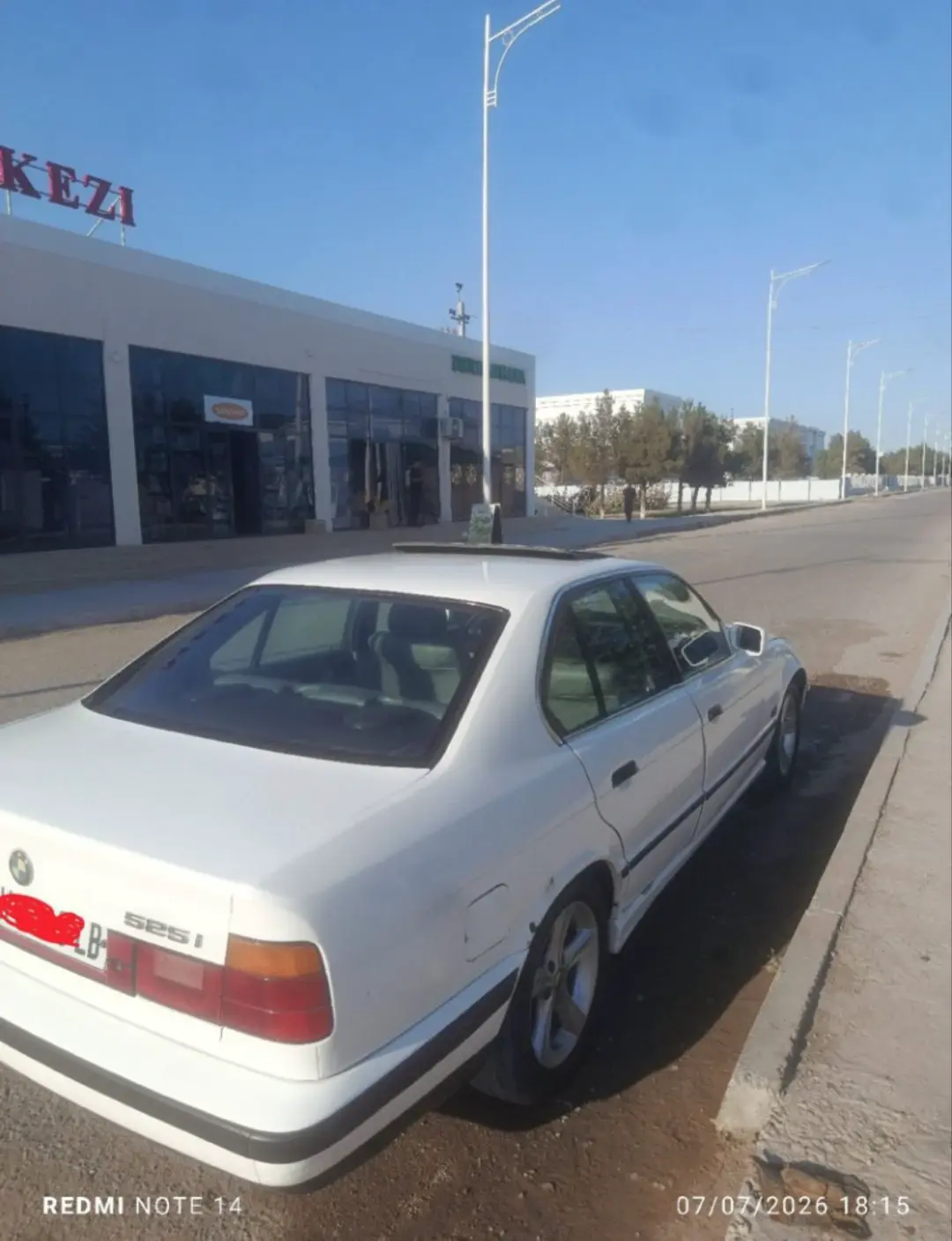 BMW 525 — 4/6