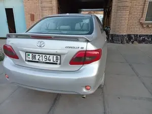Toyota Corolla thumbnail 1