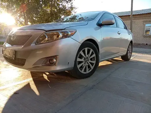 Toyota Corolla — 3/3