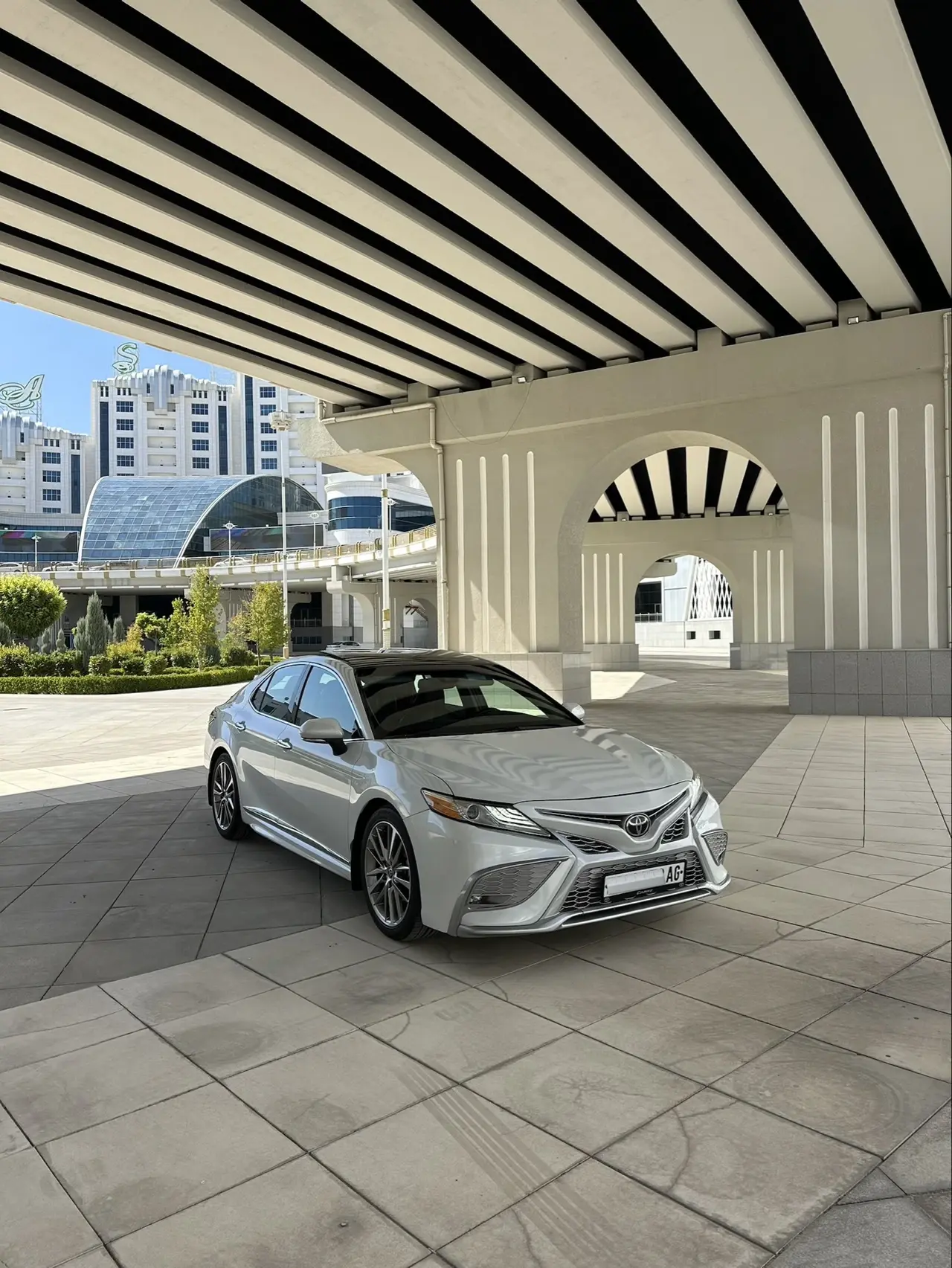 Toyota Camry — 1/10