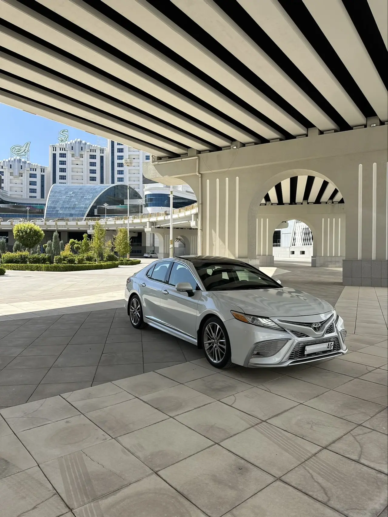 Toyota Camry — 7/10