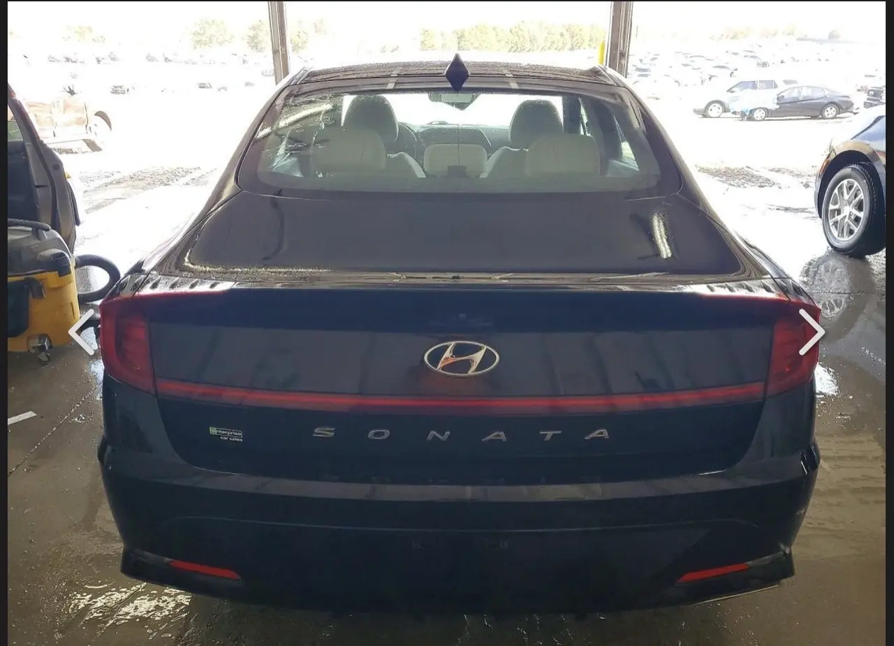 Hyundai Sonata — 3/9