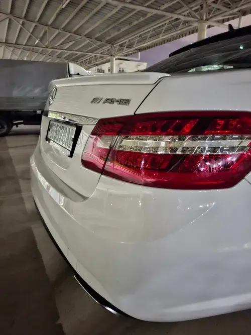 Mercedes-Benz E350 — 5/9