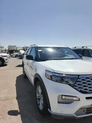 Ford Explorer thumbnail 6