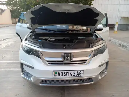 Honda Pilot — 7/10