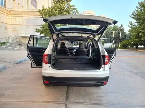 Honda Pilot — 6/10