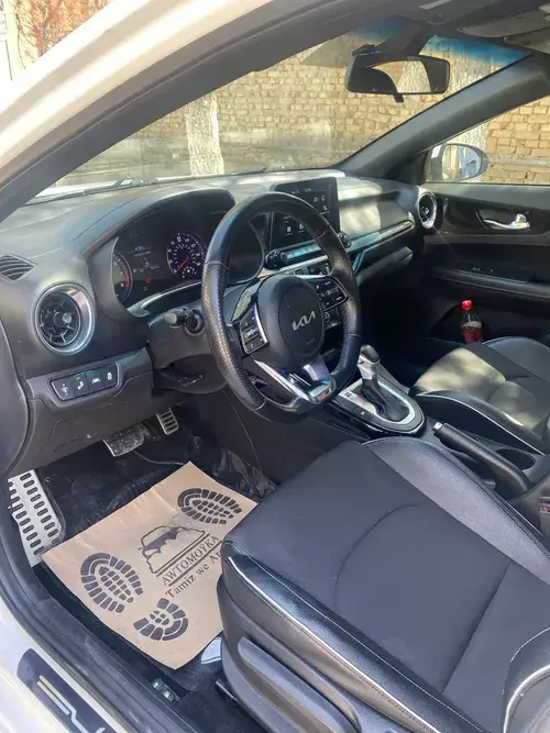 Kia Forte — 8/9