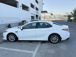 Toyota Camry thumbnail 7