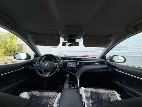Toyota Camry — 9/10