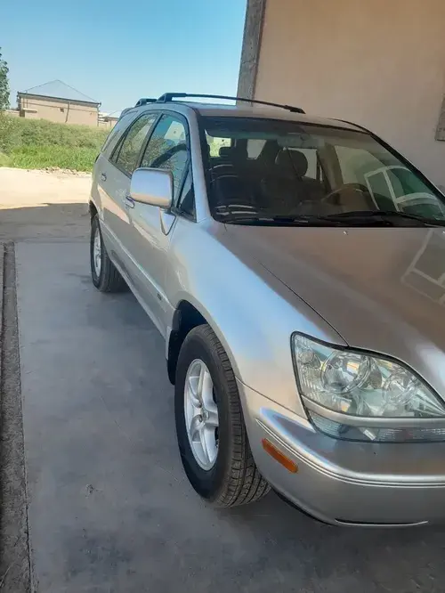 Lexus RX 300 — 3/6
