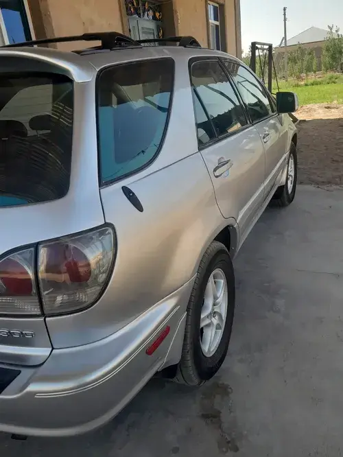 Lexus RX 300 — 5/6