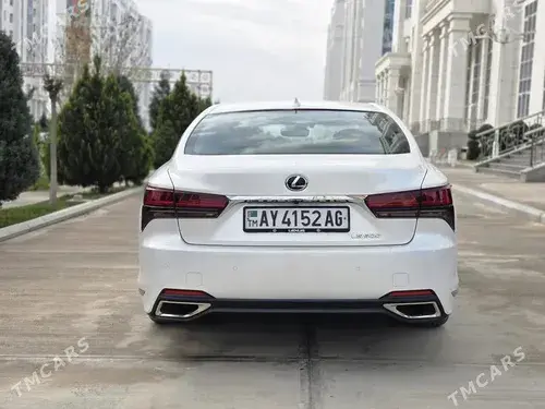 Lexus LS 500 — 5/7