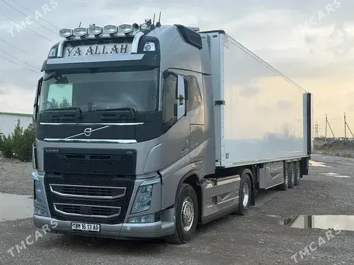 Volvo FH12 — 2/5
