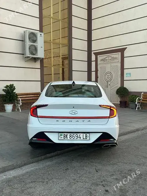 Hyundai Sonata — 4/7