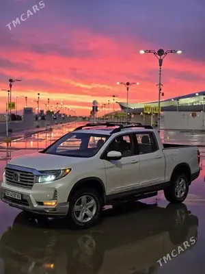 Honda Ridgeline thumbnail 4