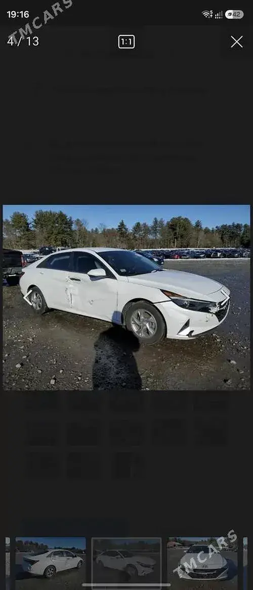 Hyundai Elantra — 6/10