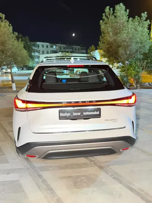 Lexus RX 350 — 5/10