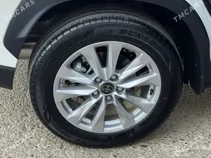 Toyota Corolla Cross thumbnail 10