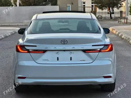 Toyota Camry — 10/10