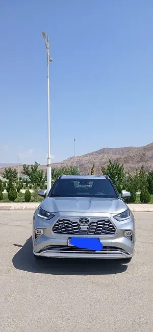 Toyota Highlander thumbnail 9