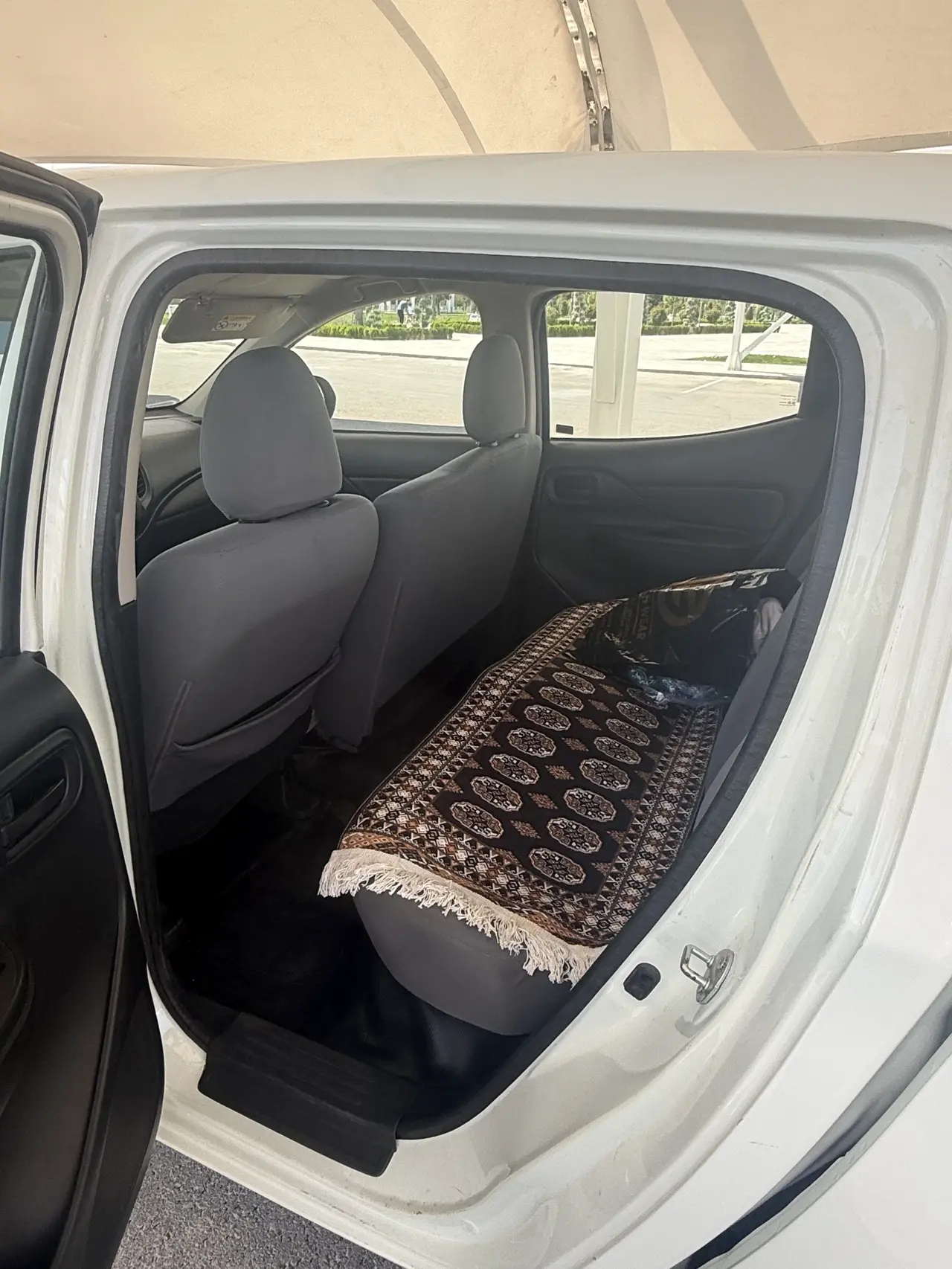 Mitsubishi L200 — 8/9