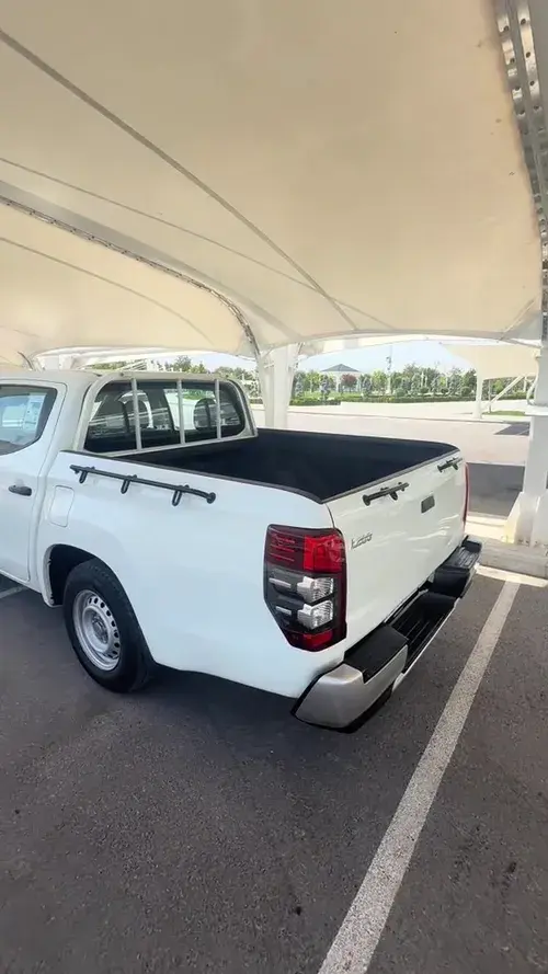 Mitsubishi L200 video