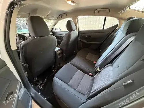 Nissan Sentra — 6/8
