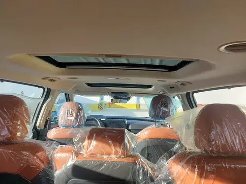 Kia Carnival — 10/10