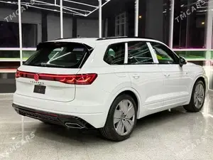 Volkswagen Touareg thumbnail 9