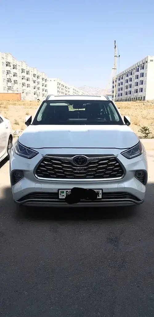 Toyota Highlander — 1/10