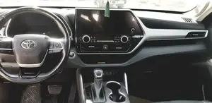 Toyota Highlander thumbnail 8